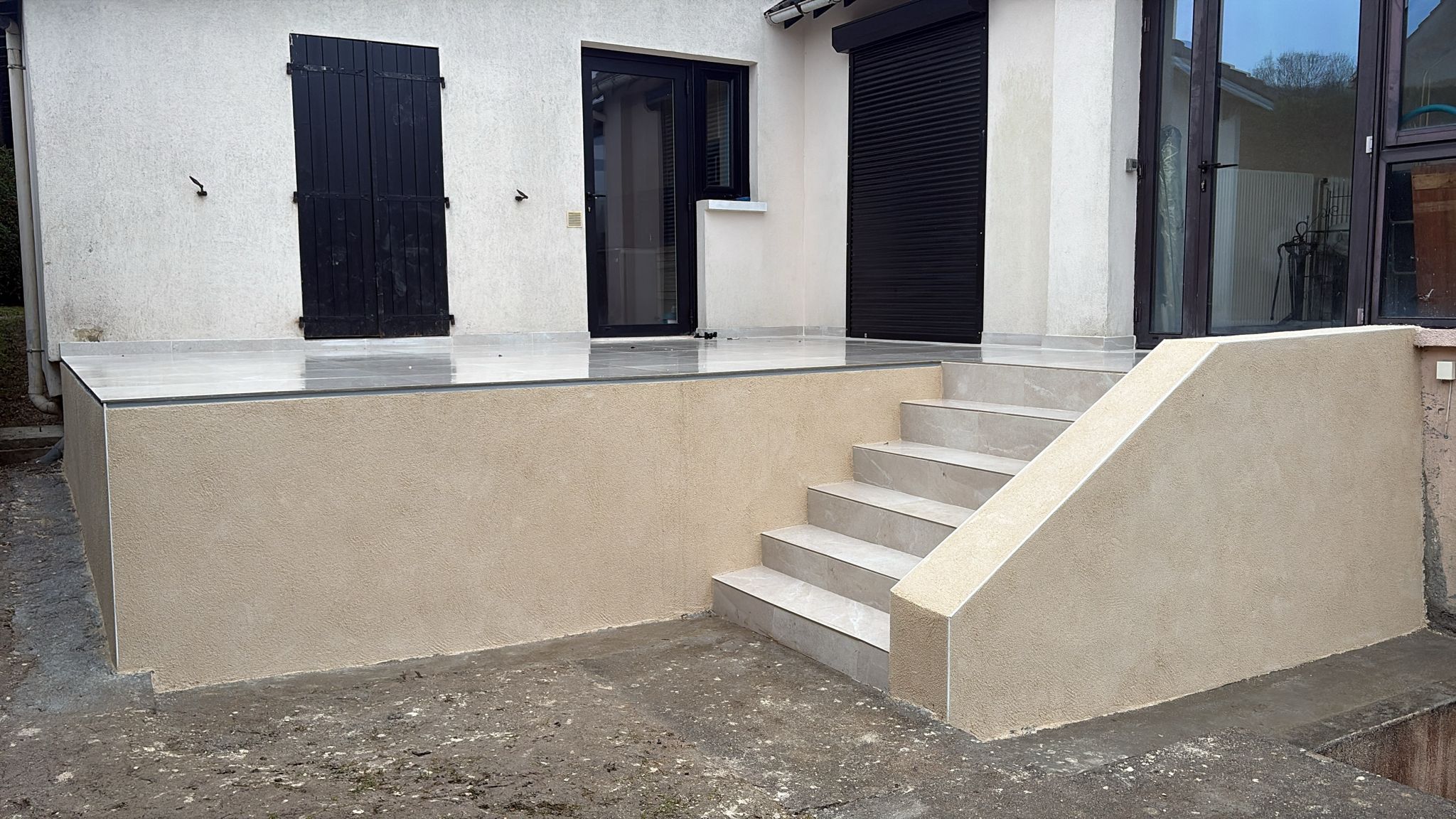 Travaux de maçonnerie en pierre et rénovation de façade réalisés par un artisan dans les Yvelines et à Paris